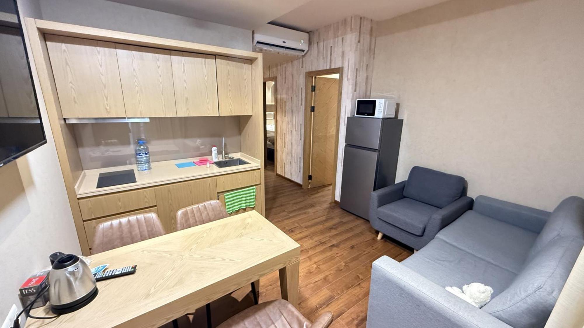 Luxury Oasis Apartment Chakvi Room photo